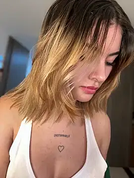 Your Honeey online show from 01/04/25, 12:16