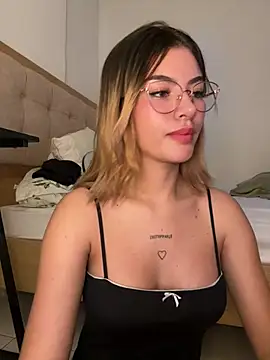 Your Honeey online show from 02/04/25, 06:04