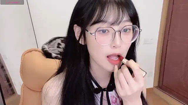 4uoki online show from 10/11/25, 05:00