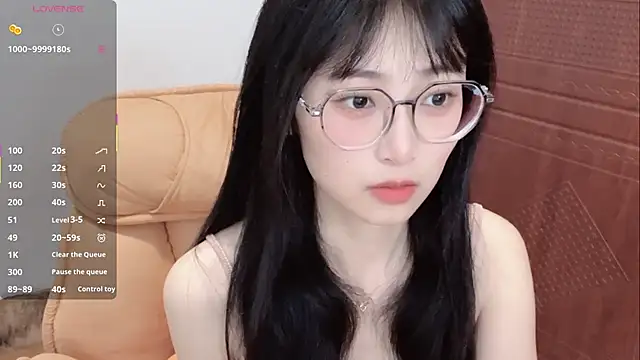 4uoki online show from 07/05/26, 03:19