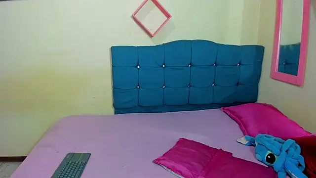 sweet1Girl online show from 10/18/25, 12:06