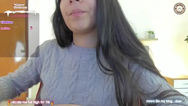 Snapshot of lucy_blue28 chatting on 01/15/25, 12:47 lucy blue28 online show from 01/15/25, 12:47