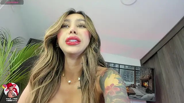 liah v online show from 03/13/25, 09:37