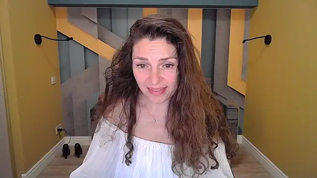 EllaLong online show from 01/14/25, 12:45