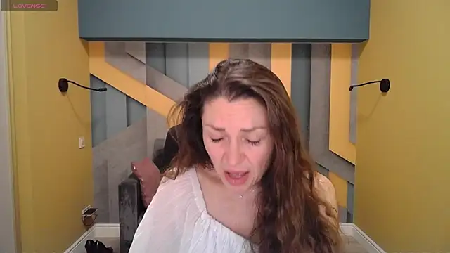 EllaLong online show from 01/17/25, 03:32