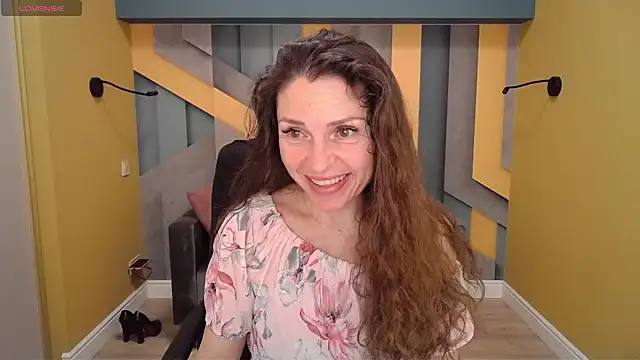 EllaLong online show from 01/28/25, 01:38