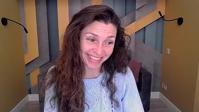 EllaLong online show from 10/29/25, 12:29