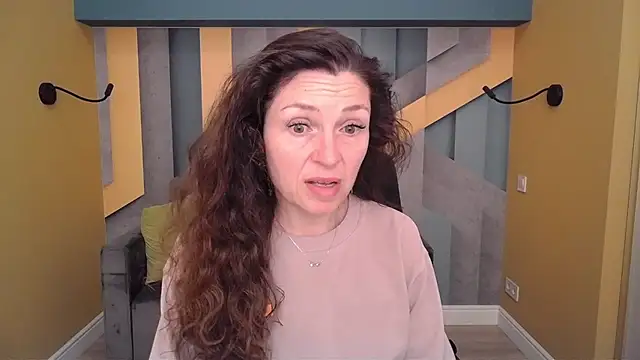 EllaLong online show from 03/22/26, 12:30