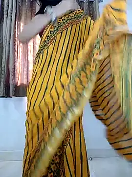  surbhi  online show from 11/14/25, 04:11