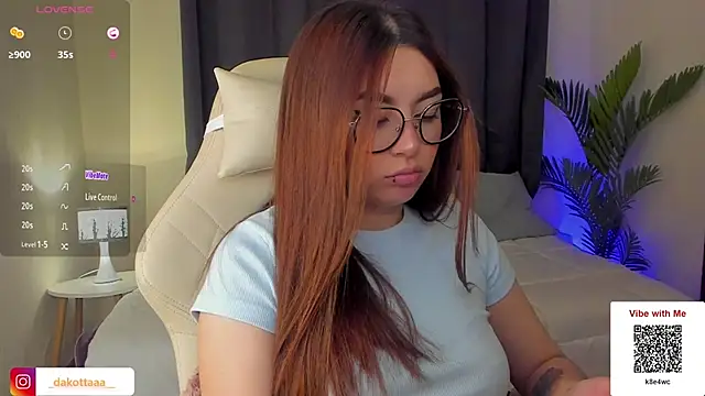 dakottaa  online show from 02/18/25, 11:08