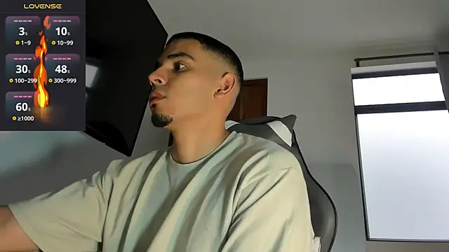 Snapshot of joss_111 chatting on 09/15/25, 12:27 joss 111 online show from 09/15/25, 12:27