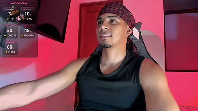 Snapshot of joss_111 chatting on 09/20/25, 02:56 joss 111 online show from 09/20/25, 02:56