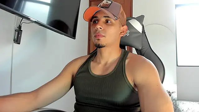 Snapshot of joss_111 chatting on 09/20/25, 07:48 joss 111 online show from 09/20/25, 07:48