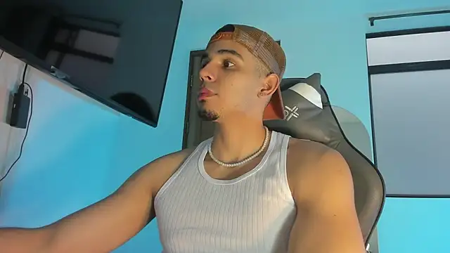 Snapshot of joss_111 chatting on 10/03/25, 10:29 joss 111 online show from 10/03/25, 10:29