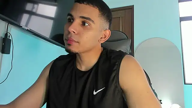 Snapshot of joss_111 chatting on 10/15/25, 02:06 joss 111 online show from 10/15/25, 02:06