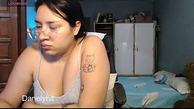 DanelyLopez online show from 05/21/26, 03:13