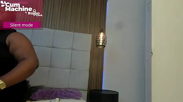 Saravy Blandon online show from 03/01/26, 11:01