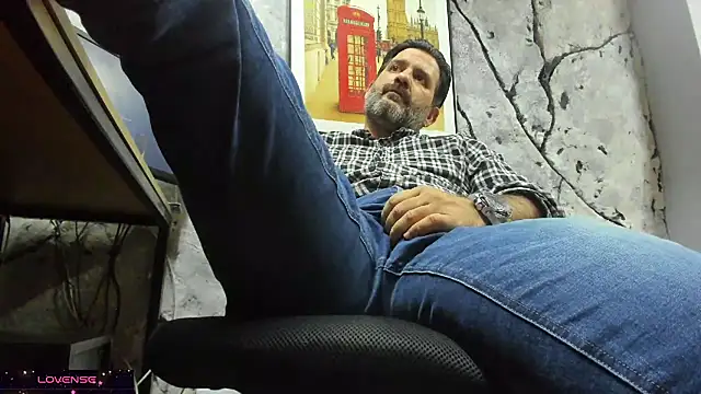 Maxi TheBigDaddy online show from 12/03/25, 11:58