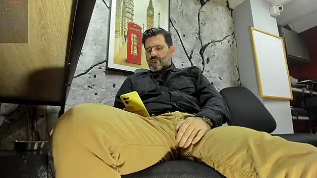 Maxi TheBigDaddy online show from 05/20/26, 01:06