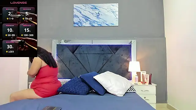 Lauralove 69 online show from 03/12/26, 07:53