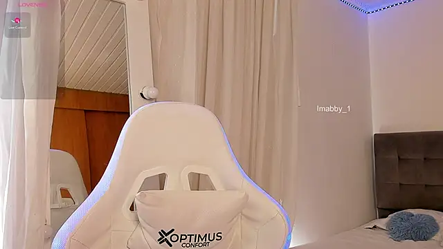 Snapshot of im_abby_ chatting on 02/19/25, 02:12 im abby online show from 02/19/25, 02:12