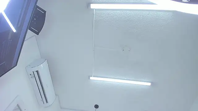 Belle Brunette online show from 03/06/25, 12:32