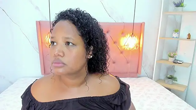 Belle Brunette online show from 10/15/25, 09:26