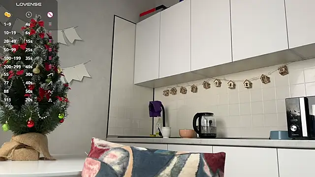 Snapshot of Jaquesxxx chatting on 01/07/25, 03:44 Jaquesxxx online show from 01/07/25, 03:44