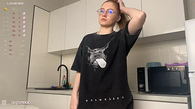 Snapshot of Jaquesxxx chatting on 02/16/25, 07:27 Jaquesxxx online show from 02/16/25, 07:27