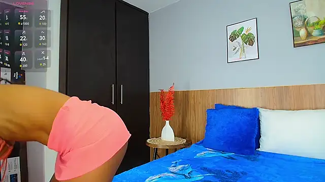 EmiliBonnie online show from 12/18/25, 10:05