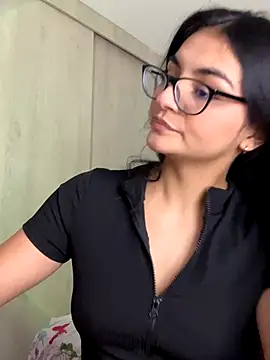 Cat2525 online show from 09/13/25, 01:49