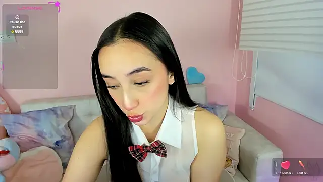 tinysara online show from 02/06/26, 04:10