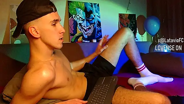 Midnighter  online show from 12/26/24, 12:38