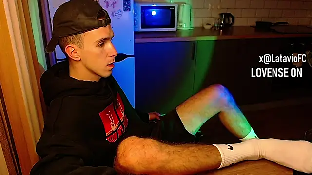 Midnighter  online show from 09/25/25, 12:14