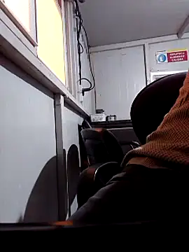 mustican422 online show from 03/04/25, 03:44