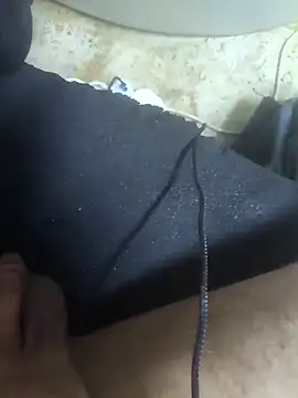 mustican422 online show from 10/11/25, 02:26