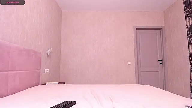 PatriciaBlairs online show from 01/29/25, 03:47