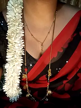 tuttifrutti17 online show from 02/21/25, 05:20