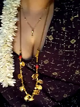 tuttifrutti17 online show from 03/08/25, 08:14