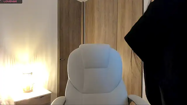 sophie connors online show from 04/06/26, 11:44