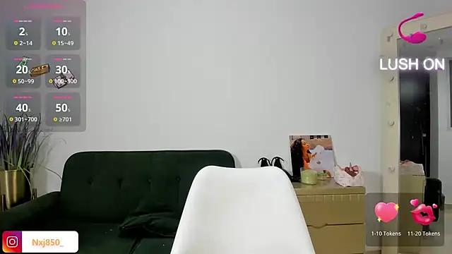 HOTBLACKANDWHITE2 online show from 03/22/25, 08:04