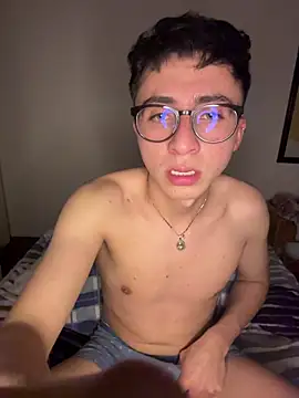 CamiRojas boy online show from 05/13/26, 03:26
