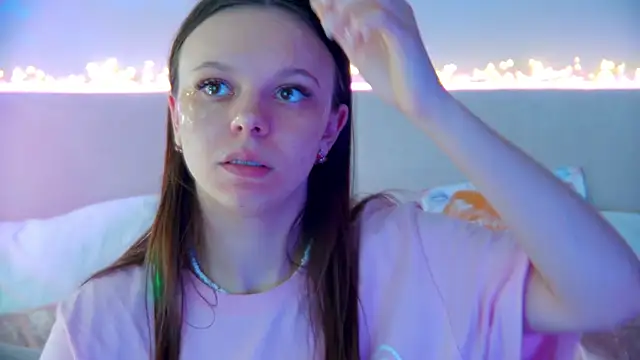 ElisabethDavis online show from 01/31/25, 12:28