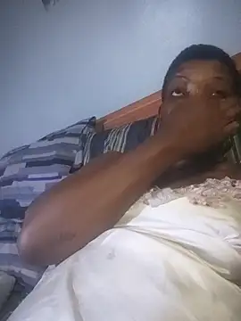 Snapshot of Hailey_BaileyXYZ chatting on 10/05/25, 05:39 Hailey BaileyXYZ online show from 10/05/25, 05:39