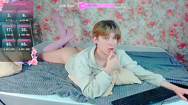 Snapshot of _YummyTony_ chatting on 03/11/25, 09:24 YummyTony online show from 03/11/25, 09:24