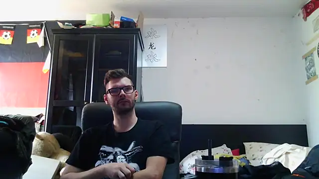 Die-geile-Sau online show from 04/15/26, 12:45