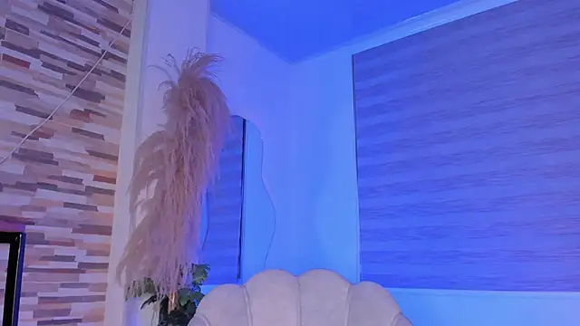 Vanesa novvoa online show from 02/09/25, 11:15