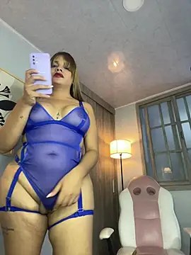 Snapshot of Vanesa_novvoa chatting on 06/06/26, 04:55 Vanesa novvoa online show from 06/06/26, 04:55