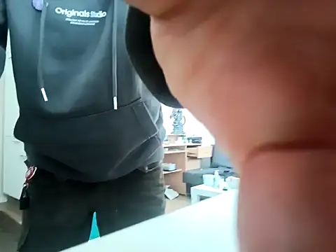 Ebinator666 online show from 02/21/25, 11:33