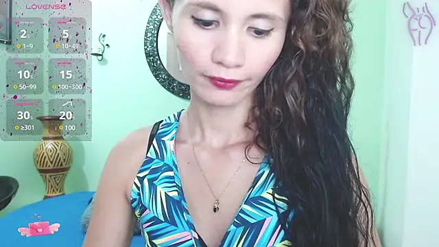 Sofia Franco  online show from 01/07/25, 07:17